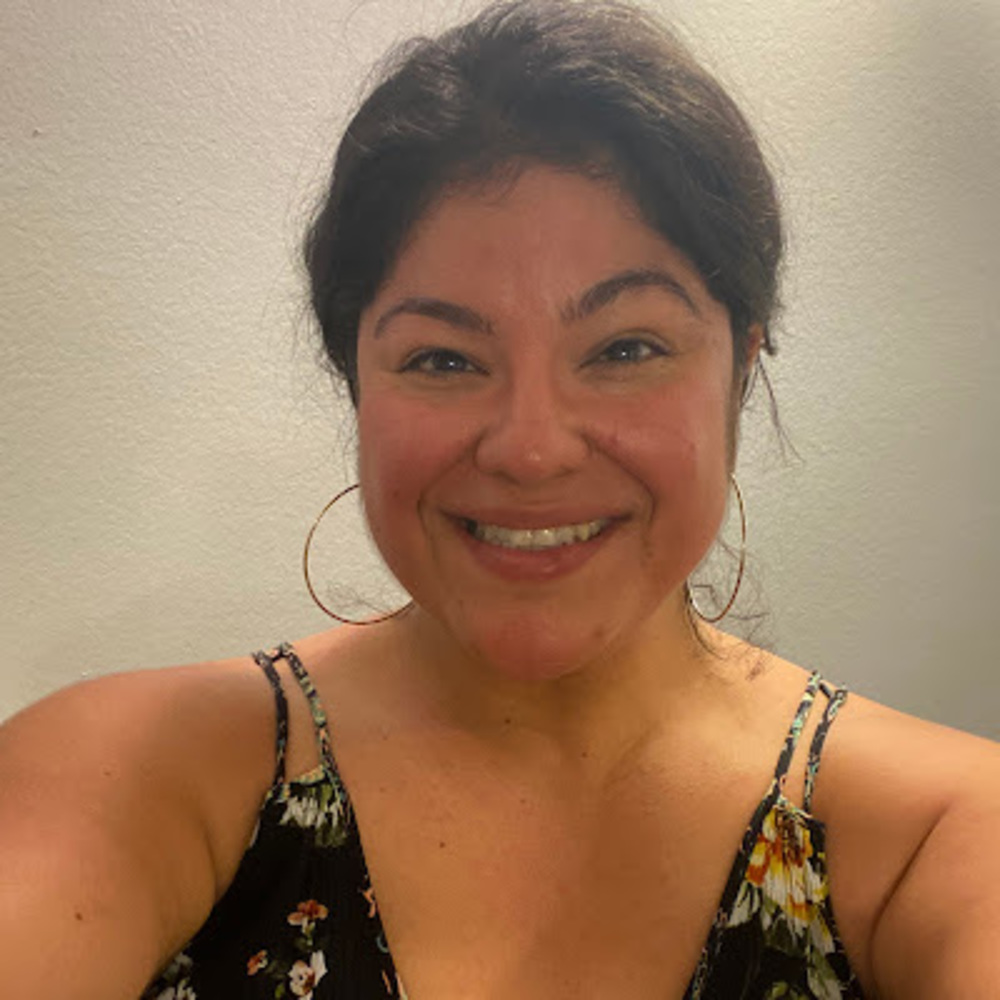 Meet your Posher, Alejandra